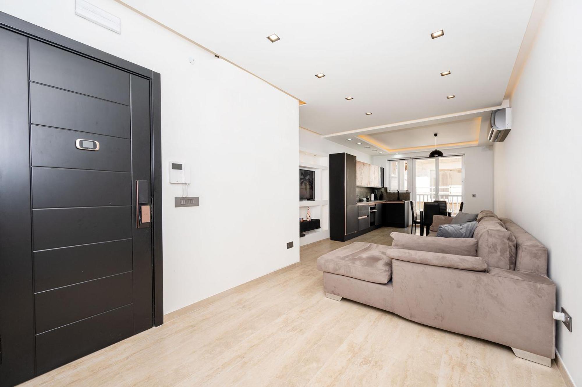 Modern 2 Bedroomed Apartment In Gzira Exterior foto
