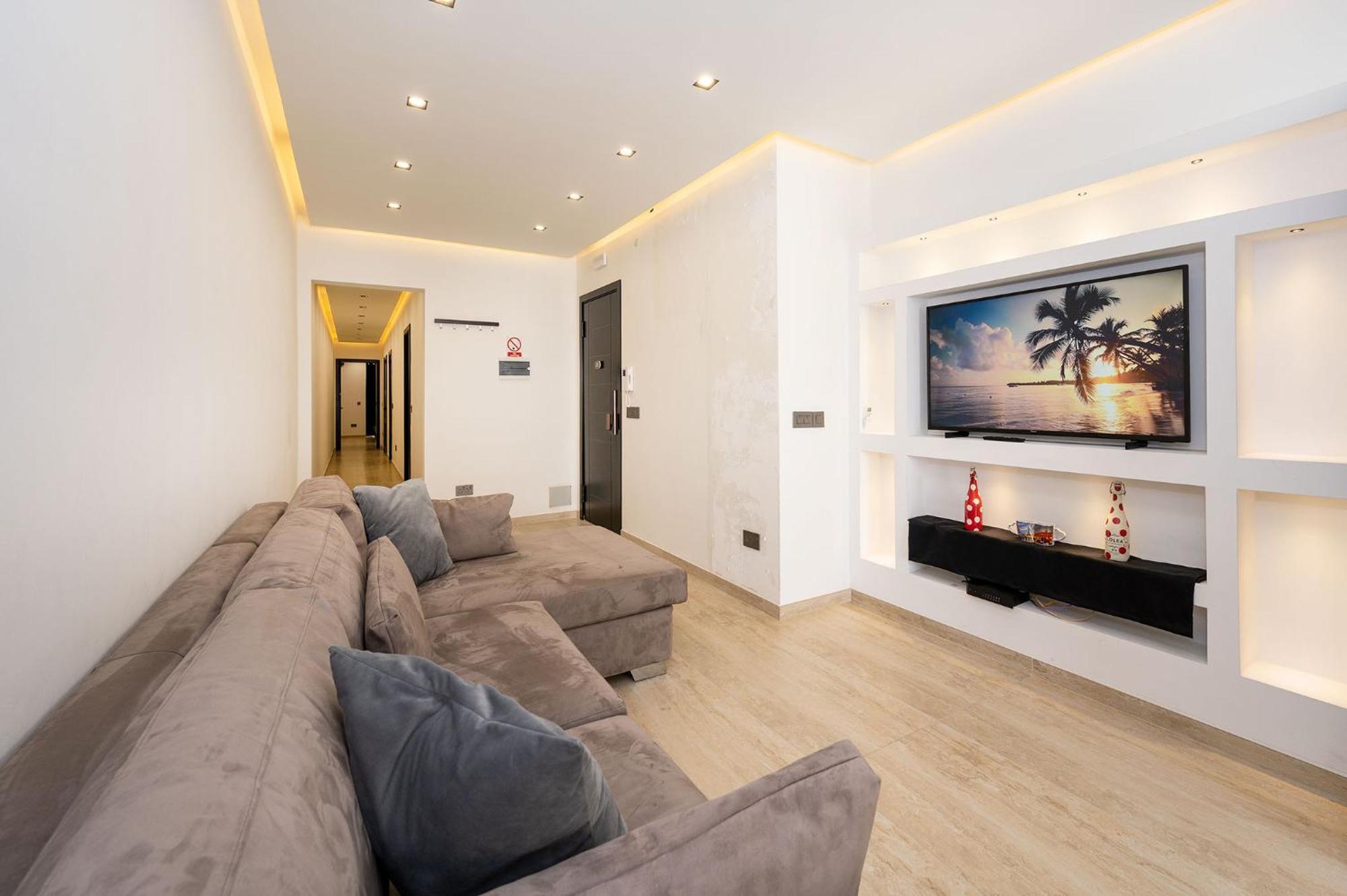 Modern 2 Bedroomed Apartment In Gzira Exterior foto